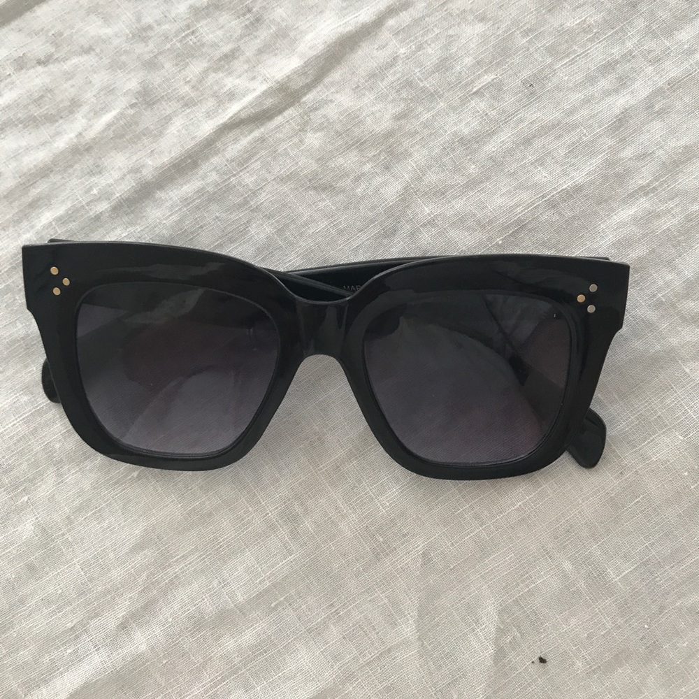 Celine classic black glasses !